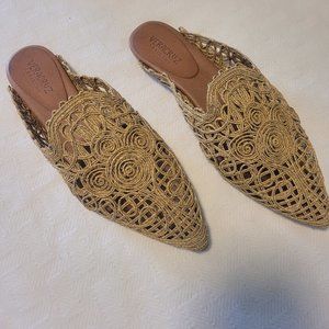 Sundance Vera Cruz Vintage natural lace mules new in box . Euro size 41(US 10.5)